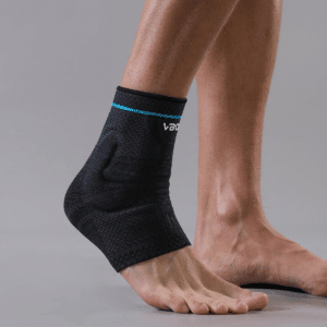 VBOSi Fotledsstöd med kompression och lätt stöd (svart)